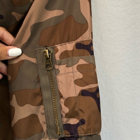 Free People Camo Print Bomber Jacket Zip Up Nylon - Picture 3 of 4